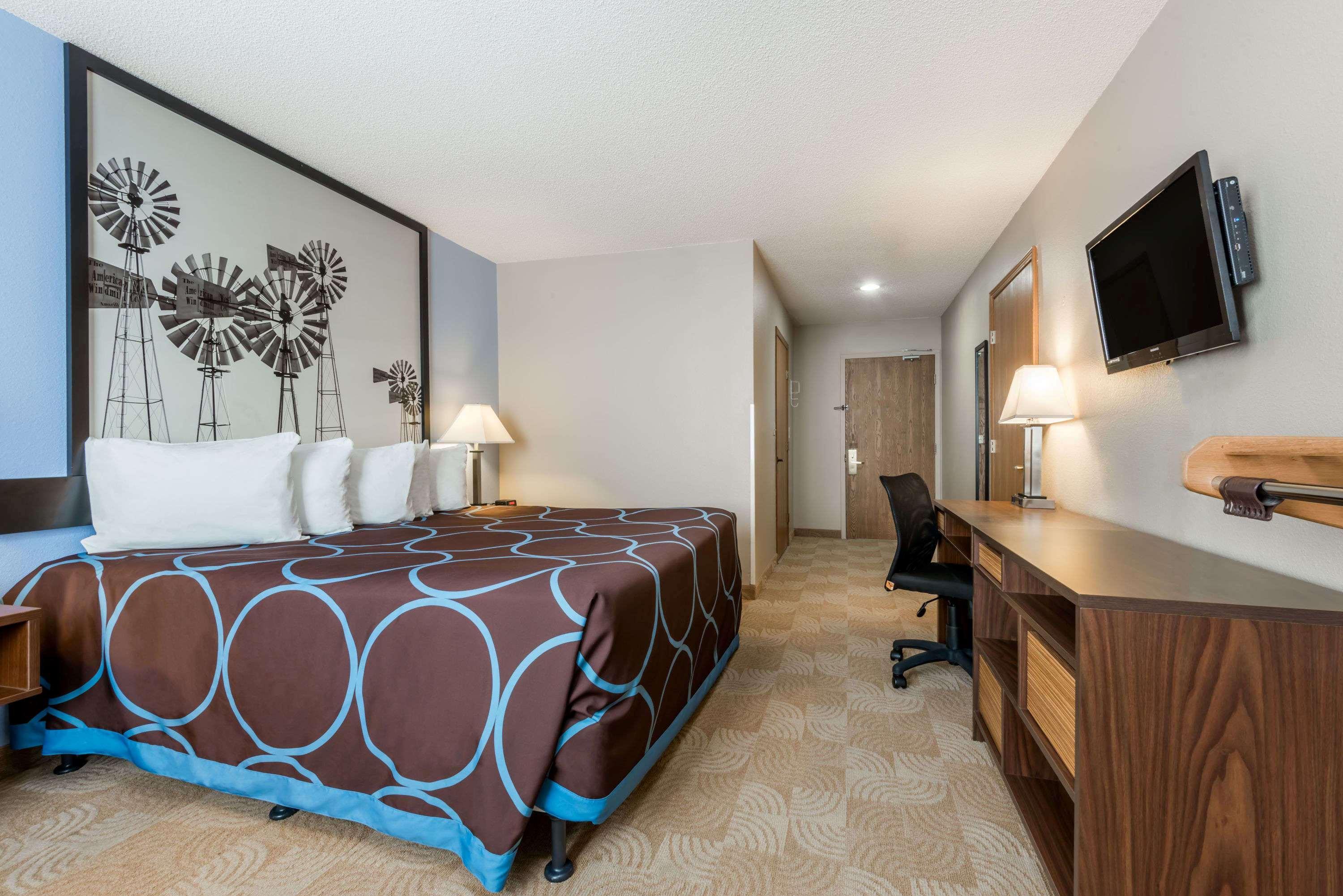 Super 8 By Wyndham Beloit Hotel Buitenkant foto